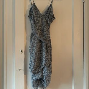 Mini blue and white summer dress from South moon Under. Size small with florals.